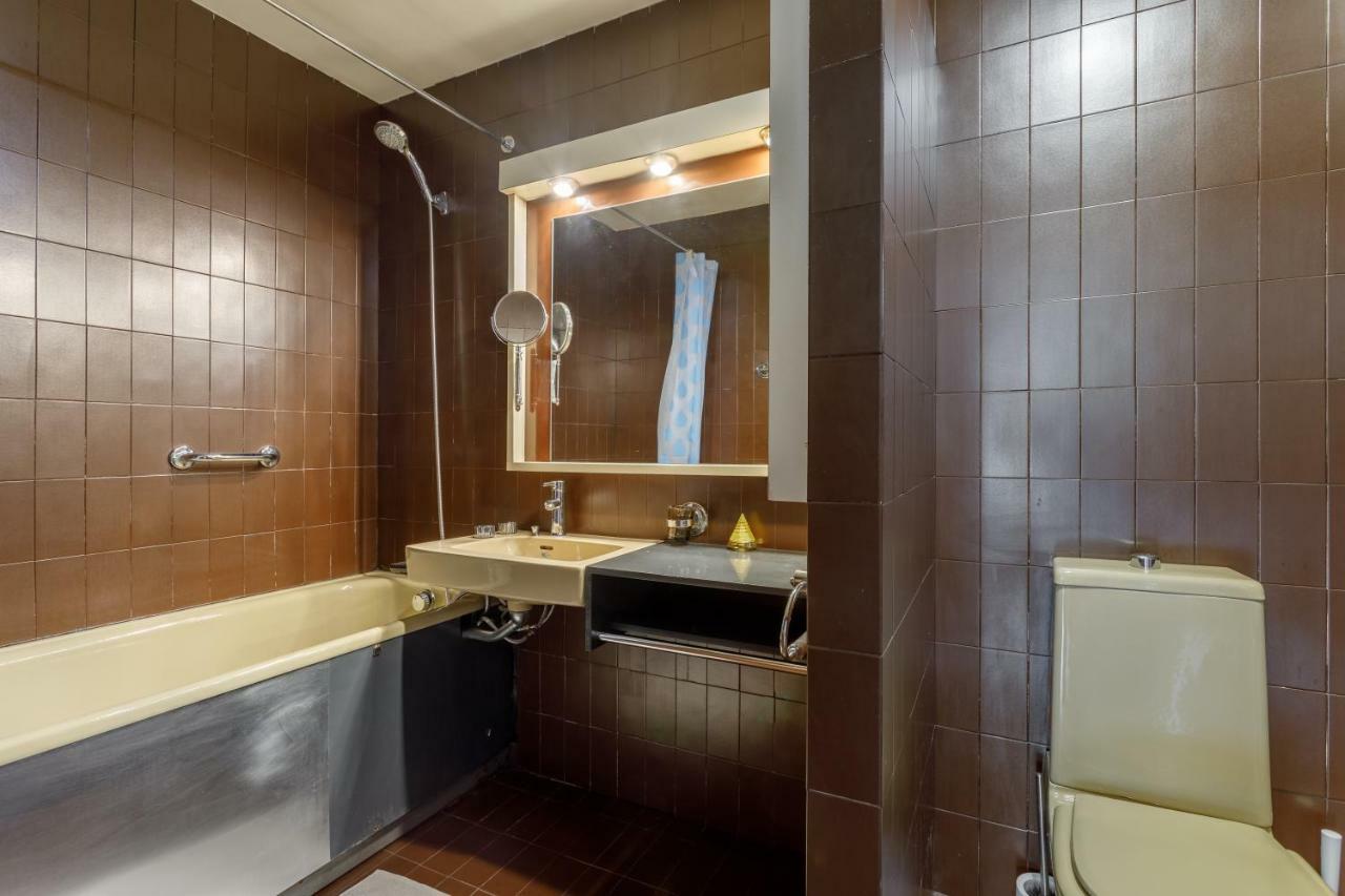 Urban Rooms Habitaciones Con Wifi Y Smart Tv Bilbau Exterior foto