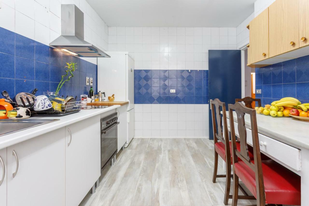Urban Rooms Habitaciones Con Wifi Y Smart Tv Bilbau Exterior foto