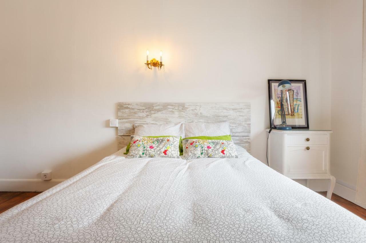 Urban Rooms Habitaciones Con Wifi Y Smart Tv Bilbau Exterior foto
